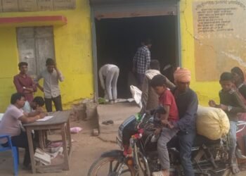 सरईपतरा मे सोसाईटी की मांग लोगों को हो रही परेशनी