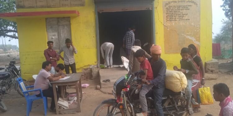 सरईपतरा मे सोसाईटी की मांग लोगों को हो रही परेशनी