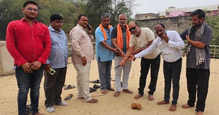 पांडातराई के बसस्टैंड मे झंडा चौक के लिए भूमि पूजन किया गया