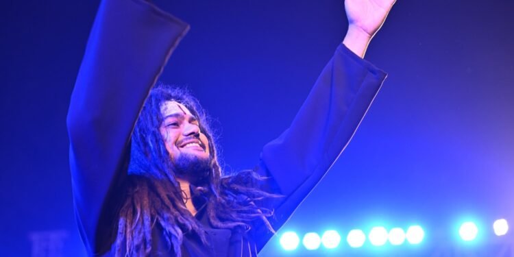 अंतर्राष्ट्रीय भजन गायक श्री हंसराज रघुवंशी की भक्ति संगीत से भक्तिमय हुआ वातावरण