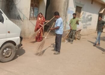 अभियान शिवालय मंदिर चौक व आसपास की साफ_सफाई