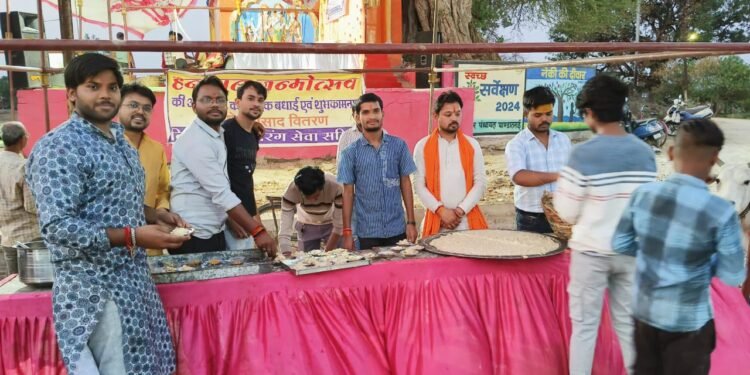 *प्राचीन उत्तर मुखी हनुमान मंदिर में हर्षोल्लास के साथ मनाया गया जन्मोत्सव*