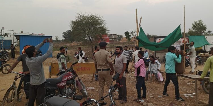 विधायक भावना बोहरा ने खुद हटवाया सडक पर लगने वाले ठेला