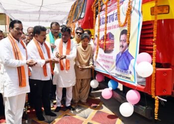 कबीरधाम को मिली दो अत्याधुनिक अग्निशमन वाहन, फोम वेंडर यूनिट पहली बार जिले को मिली सौगात