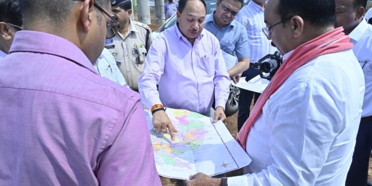 *उप मुख्यमंत्री श्री अरुण साव ने रायपुर-विशाखापट्टनम एक्सप्रेस-वे के कार्यों का किया औचक निरीक्षण*