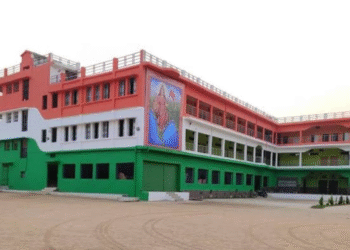 पांडातराई सरस्वती शिशु मंदिर दसवीं के छात्र जयंत जायसवाल पिता प्रमोद जायसवाल ने मेरिट लिस्ट में चौथा स्थान हासिल किया