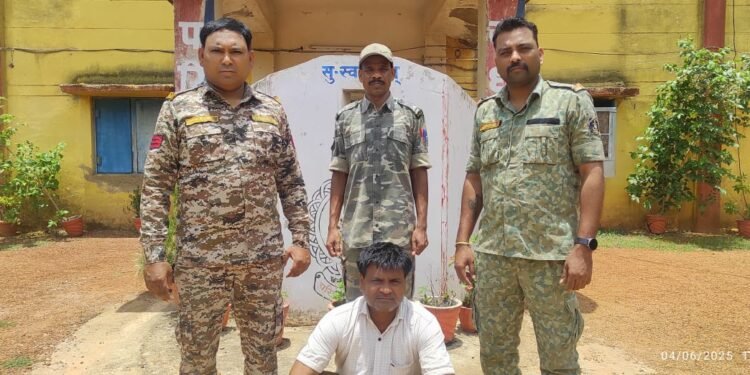 *वर्ष 2017 में पत्नी की हत्या कर सात वर्षों से फरार चल रहे स्थायी वारंटी आरोपी को थाना तरेगांव के टीम ने मध्यप्रदेश से किया गिरफ्तार*