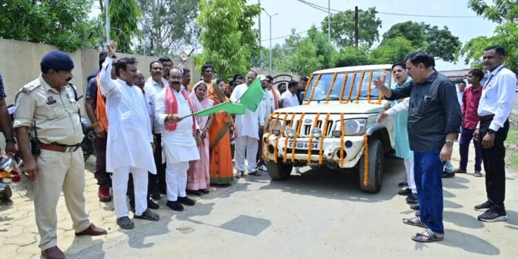 *धरती आबा जनजातीय ग्राम उत्कर्ष अभियान*  *आदिवासी गांव में पहुंचेगी विकास की रौशनी*