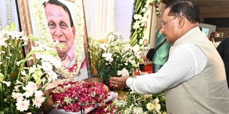 *सभी को हँसाने वाला कवि हमें रुलाकर चला गया – मुख्यमंत्री साय*