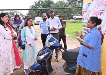 *”स्कूटी दीदी” बनीं आत्मनिर्भर भारत की प्रतीक – मुख्यमंत्री विष्णु देव साय ने सराहा एनु का जज़्बा*