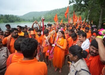 *शिव भक्ति में लीन आस्था और विश्वास की 151 किलोमीटर कांवड़ यात्रा हुई पूरी, पंडरिया विधायक भावना बोहरा एवं कांवड़ यात्रियों ने भोरमदेव मंदिर में किया भोलेनाथ का जलाभिषेक, भगवामय हुआ जिला कबीरधाम*मेंटेनर