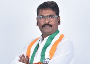 *संग्रहण केंद्र बघर्रा में 6 माह से 41 करोड़ का धान जाम पड़ा* भारतीय जनता पार्टी किसान विरोधी न कि किसान हितैसी:- नवीन जायसवाल *उठाव भी धीमा और संग्रहण केंद्र में एक भी चबूतरा नही है*