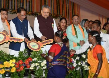 *मुख्यमंत्री विष्णुदेव साय का संकल्प – विकास का अधूरा सपना अब होगा पूरा, खैरागढ़-छुईखदान-गंडई जिले में अधोसंरचना विकास को मिलेगी नई रफ्तार*