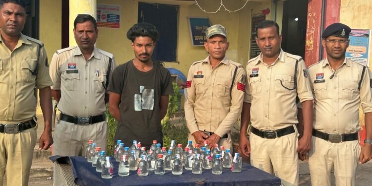 चौकी पोड़ी, थाना बोडला, जिला कबीरधाम (छ.ग.) *ग्राम मानिकपुर में अवैध शराब बिक्री करने वाले आरोपी पर पुलिस कार्रवाई*