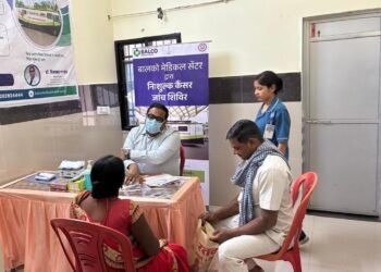 जिला अस्पताल कवर्धा में कैंसर जांच शिविर, 25 मरीजों की हुई जांच