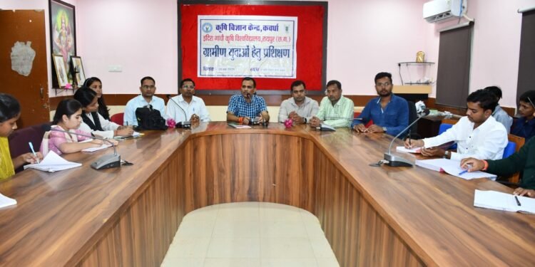 नई शिक्षा नीति 2020 के अंतर्गत कृषि महाविद्यालय के छात्रों का केवीके भ्रमण