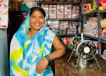 महतारी वंदन योजना से सरोज बनी आत्मनिर्भर, इस वर्ष तीज का पर्व बना खास