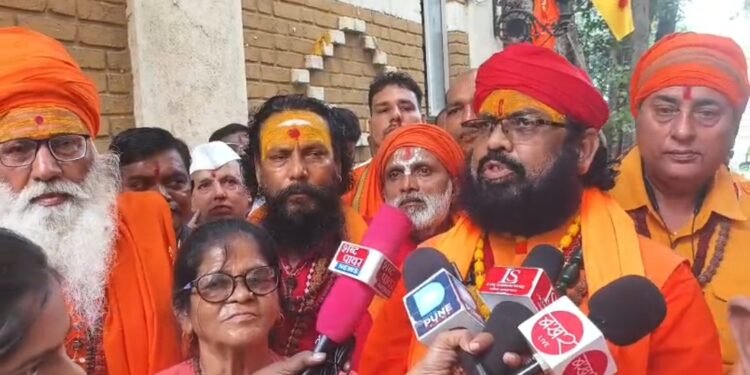 हिन्दू राष्ट्र हमारा जन्म सिद्ध अधिकार है  स्वामी स्वदेशानंद ब्रह्म गिरि महाराज  महाराष्ट्र के पुणे में विशाल सन्त समागम