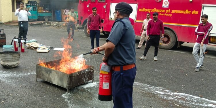 *अग्नि दुर्घटना से बचाव के लिए अपोलो अस्पताल में मॉक ड्रिल*