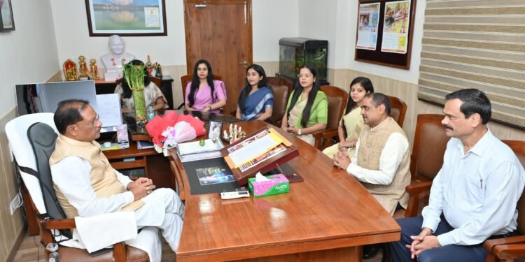 *जनता की समस्याओं को हल करने में राज्य प्रशासनिक सेवा के अधिकारियों की है अहम भूमिका – मुख्यमंत्री विष्णुदेव साय*