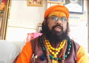 नेपाल सरकार के द्वारा निहत्थे युवाओं पर गोली चलाने की कठौर शब्दों में निन्दा करते हैं -स्वामी स्वदेशानन्द ब्रह्म गिरि