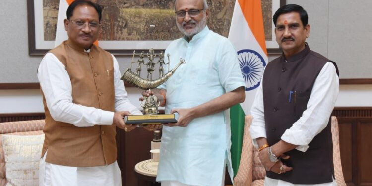 *मुख्यमंत्री विष्णु देव साय ने उपराष्ट्रपति सी.पी. राधाकृष्णन से की सौजन्य भेंट*