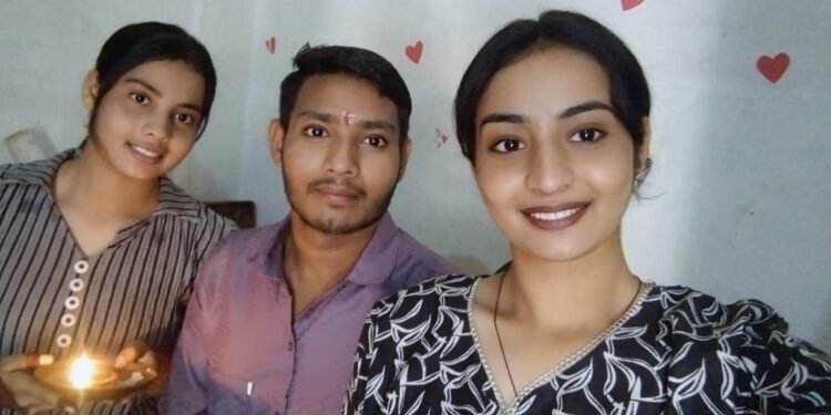 *भाई बहन के अटूट प्रेम का पर्व भाई-दूज पूरे उत्साह के साथ मनाया गया*