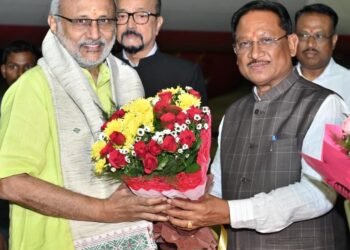 *उपराष्ट्रपति सी. पी. राधाकृष्णन का राज्यपाल रमेन डेका और मुख्यमंत्री विष्णुदेव साय ने स्वामी विवेकानंद विमानतल पर किया आत्मीय स्वागत*