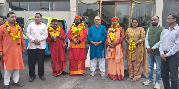 रतनपुर में पांच दिसम्बर को होगा सन्तों का समागम स्वामी स्वदेशानंद ब्रह्म गिरि महाराज का जन्म दिवस धूम धाम से मनाने का लिया गया निर्णय