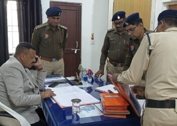 थाना सहसपुर लोहारा का पुलिस अधीक्षक धर्मेन्द्र सिंह द्वारा वार्षिक निरीक्षण