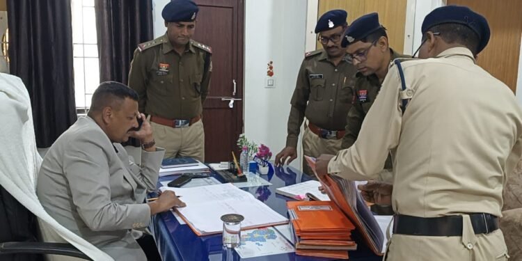 थाना सहसपुर लोहारा का पुलिस अधीक्षक धर्मेन्द्र सिंह द्वारा वार्षिक निरीक्षण