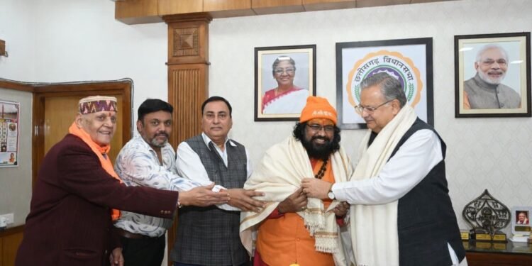 *मोदी और योगी हैं तो सनातन और हम सब सुरक्षित है*