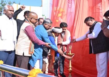 *छत्तीसगढ़ के निर्माता पूर्व प्रधानमंत्री श्रद्धेय अटल बिहारी वाजपेयी की विचारधारा पर आगे बढ़ रहा प्रदेश-उपमुख्यमंत्री विजय शर्मा*