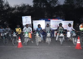 *राष्ट्रीय सड़क सुरक्षा माह : रायपुर-बिलासपुर हाइवे पर चलाया गया जागरूकता अभियान*