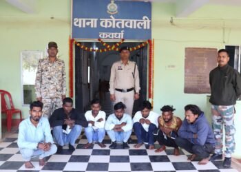 *घुघरी रोड पर राहगीरों को परेशान करने वालों पर पुलिस की ताबड़तोड़ कार्रवाई, 7 बदमाश एवं 1 नाबालिक हिरासत में*