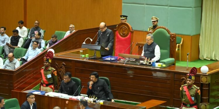 *मुख्यमंत्री से राज्य प्रशासनिक सेवा से भारतीय प्रशासनिक सेवा में नियुक्त हुए अधिकारियों ने की सौजन्य भेंट*