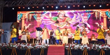 *भोरमदेव महोत्सव 2026: संस्कृति संध्या में छत्तीसगढ़ी रंग, भक्ति और परंपरा का अद्भुत संगम*  *प्रसिद्ध गायक दिलीप षडंगी के भजन और जसगीत ने बांधा समां, देर रात तक झूमे दर्शक*