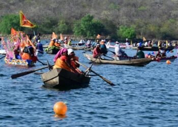*गंगरेल नौकायान उत्सव: महानदी रिवर बोट चैंपियनशिप का भव्य आयोजन, धमतरी में रचा गया इतिहास*