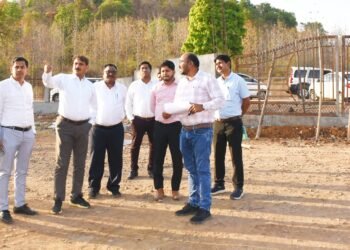 *निर्धारित मानकों के अनुरूप उच्च गुणवत्ता के साथ समय-सीमा में कार्य पूरा करें– कलेक्टर गोपाल वर्मा*