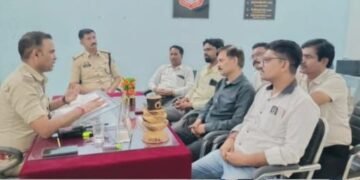 *बस संचालन व्यवस्था को सुव्यवस्थित करने बस संचालकों बैठक*