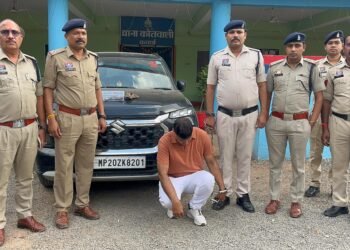 *लाइसेंसी पिस्टल दिखाकर धमकी देकर अवैध वसूली करने वाले आरोपी को कबीरधाम पुलिस ने किया गिरफ्तार*