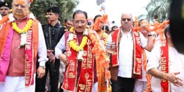 *मुख्यमंत्री विष्णु देव साय ने भगवान शिव का रुद्राभिषेक कर प्रदेशवासियों के सुख-समृद्धि और खुशहाली की कामना की*