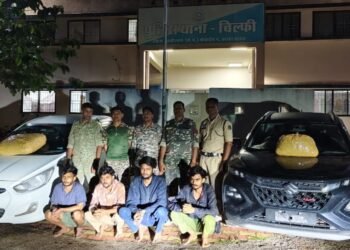 *अंतर्राज्यीय गाँजा तस्करी गिरोह पर चिल्फी पुलिस की प्रभावी कार्रवाई*  *दो अलग-अलग वाहनों से 18 किलो 460 ग्राम गाँजा बरामद, 04 शातिर गाँजा तस्कर गिरफ्तार।*